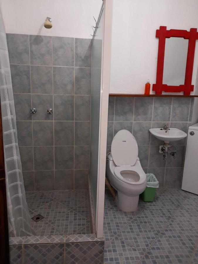 Hostal Blood Moon Rio Dulce Town Dış mekan fotoğraf