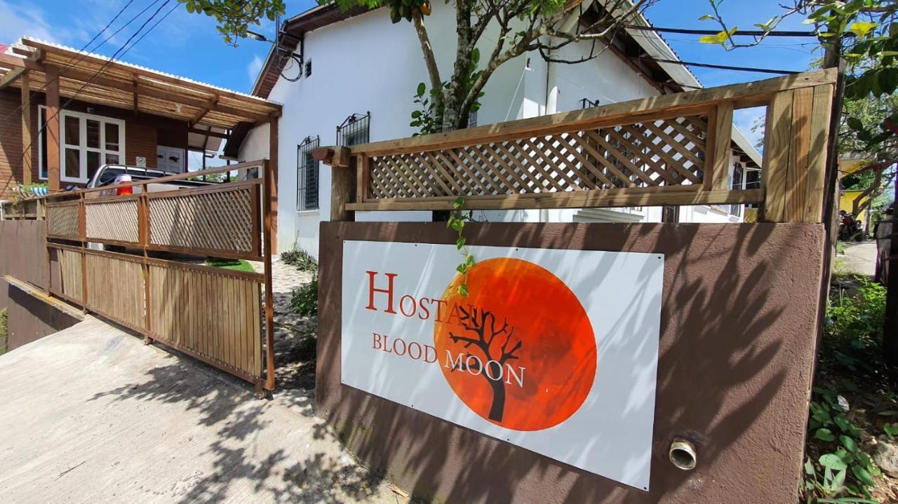 Hostal Blood Moon Rio Dulce Town Dış mekan fotoğraf