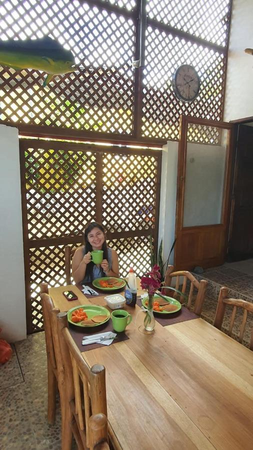 Hostal Blood Moon Rio Dulce Town Dış mekan fotoğraf