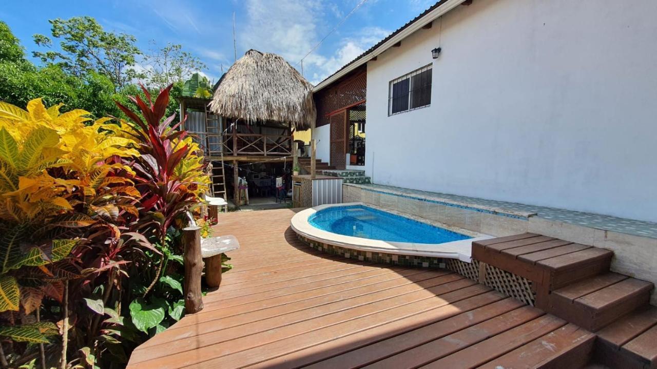 Hostal Blood Moon Rio Dulce Town Dış mekan fotoğraf