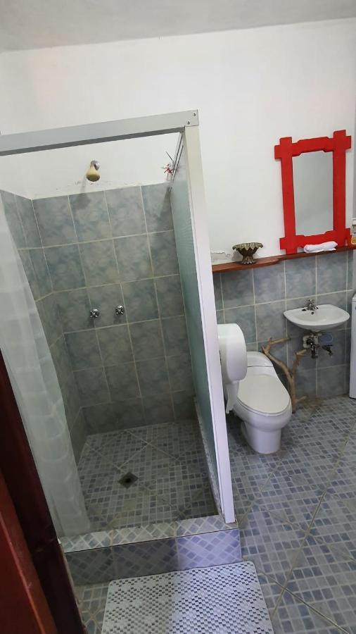 Hostal Blood Moon Rio Dulce Town Dış mekan fotoğraf